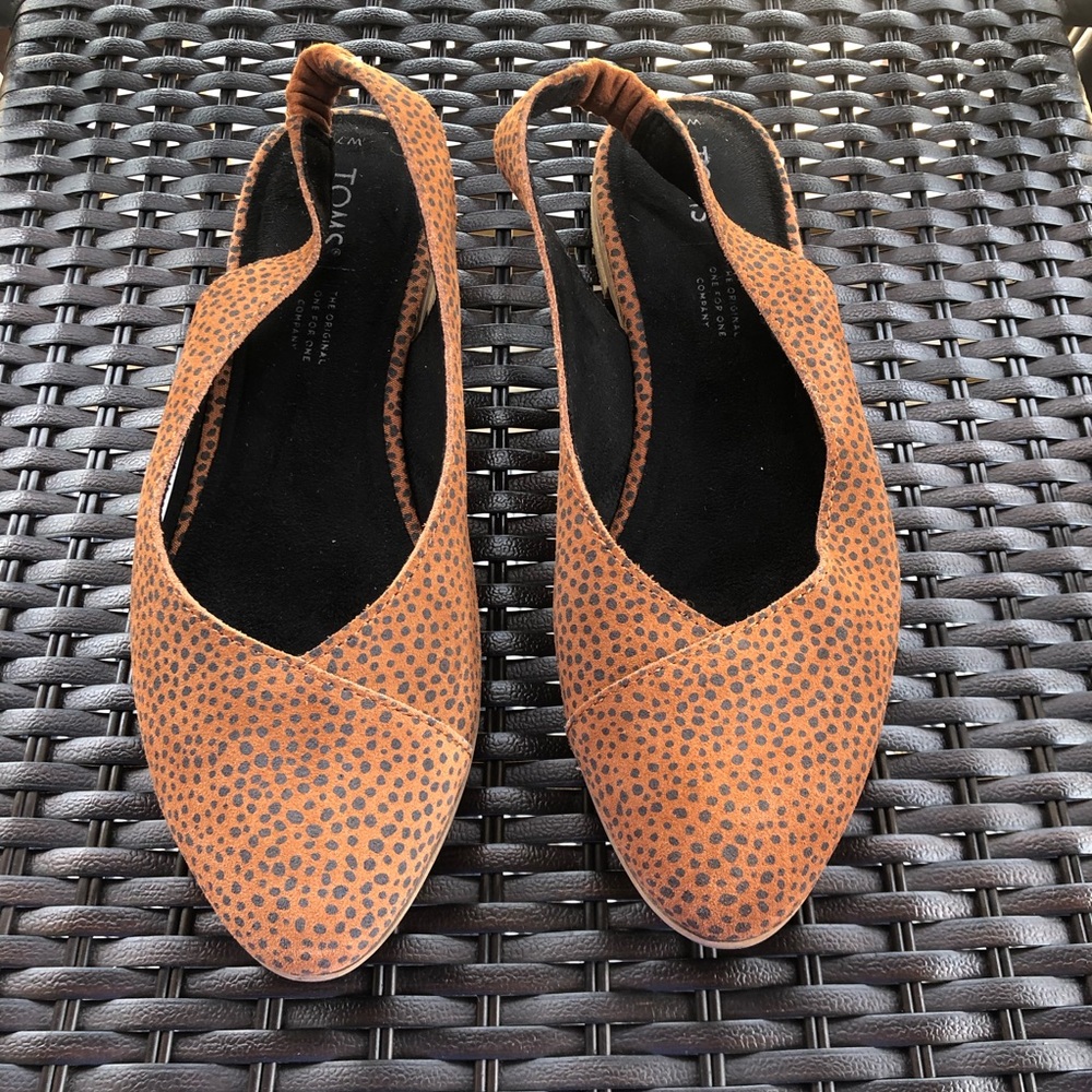 Toms : Leopard Print Slip on flats
